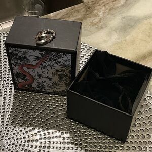 Beautiful Gucci heart ring